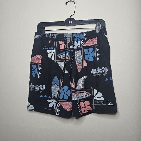 Quicksilver Lined Board Shorts Size Small - Picture 2 of 7